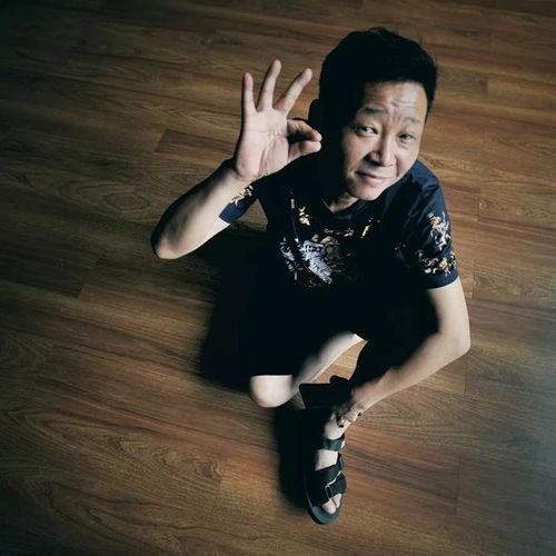 养鸡喜欢的明星,揭秘明星宠鸡的幸福生活