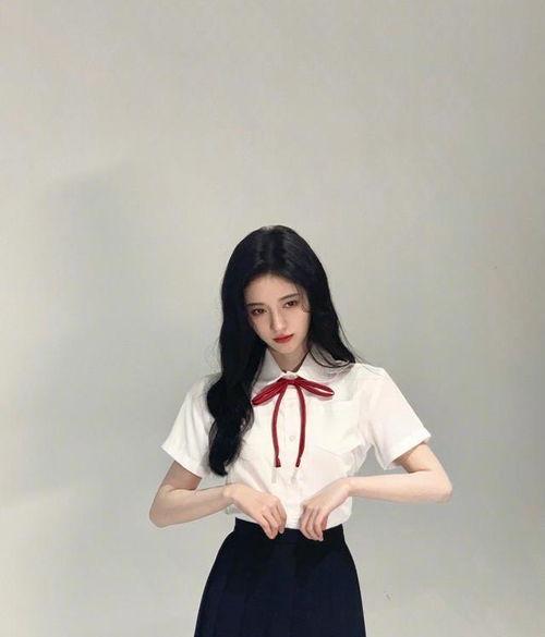 营造氛围感女网红,解锁网红魅力新篇章”